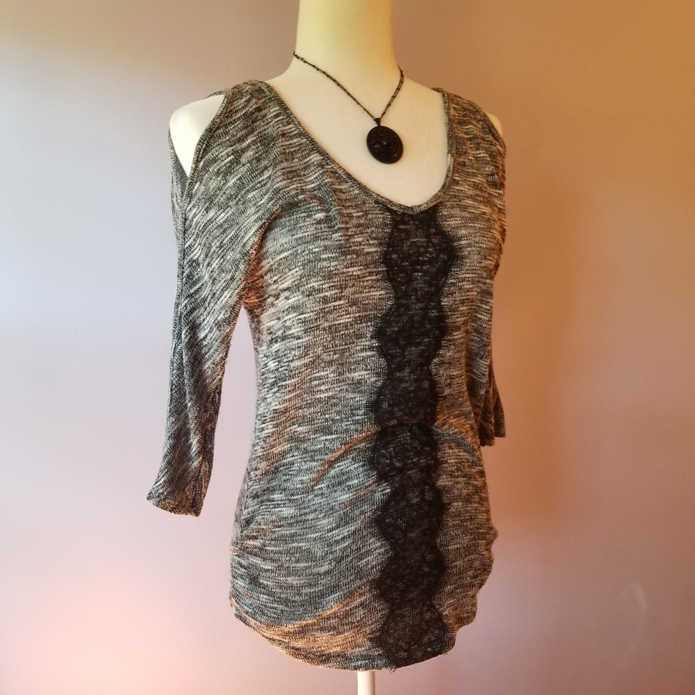 3/$27 Cold Shoulder Top | Jessica Simpson
